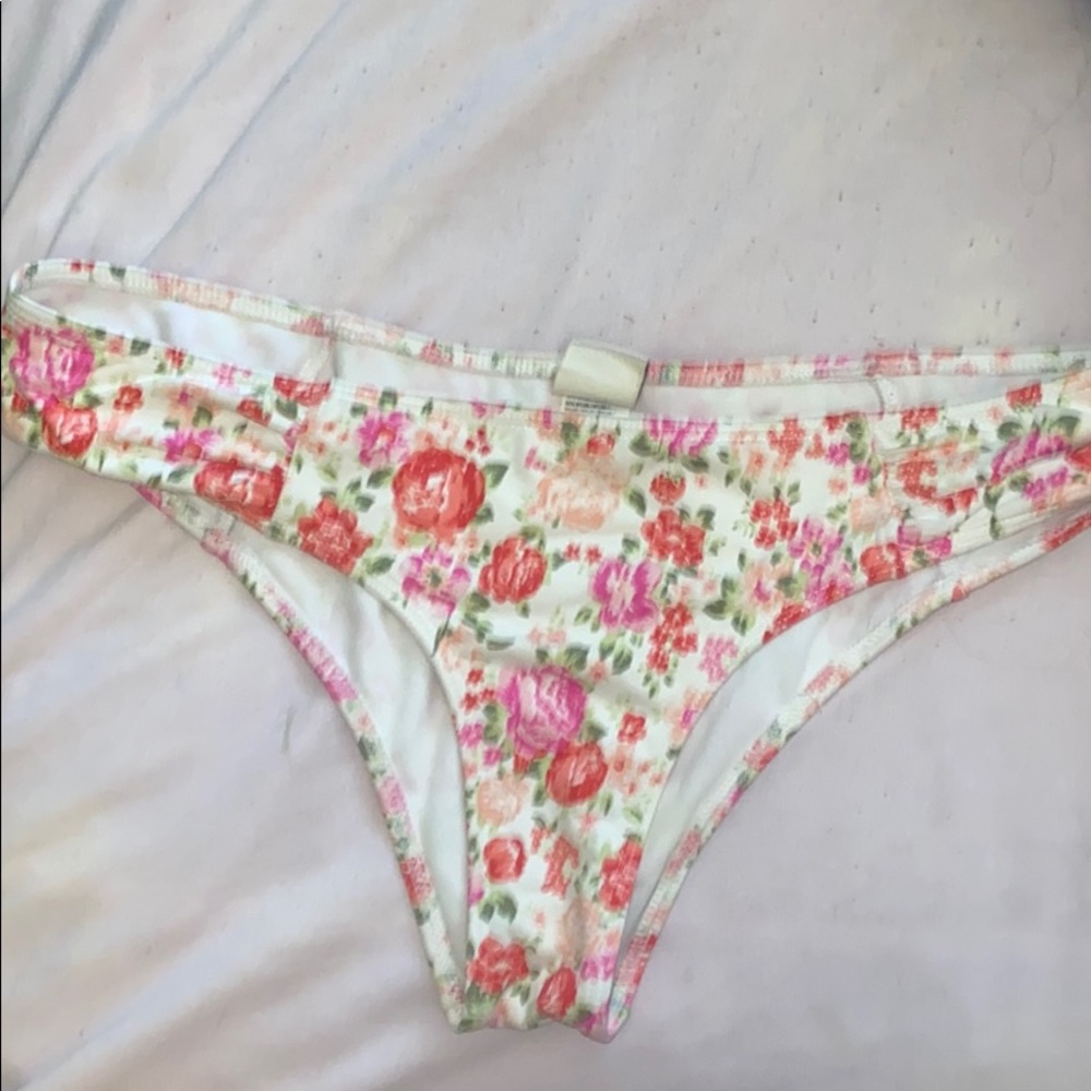 Abercrombie bikini bottoms